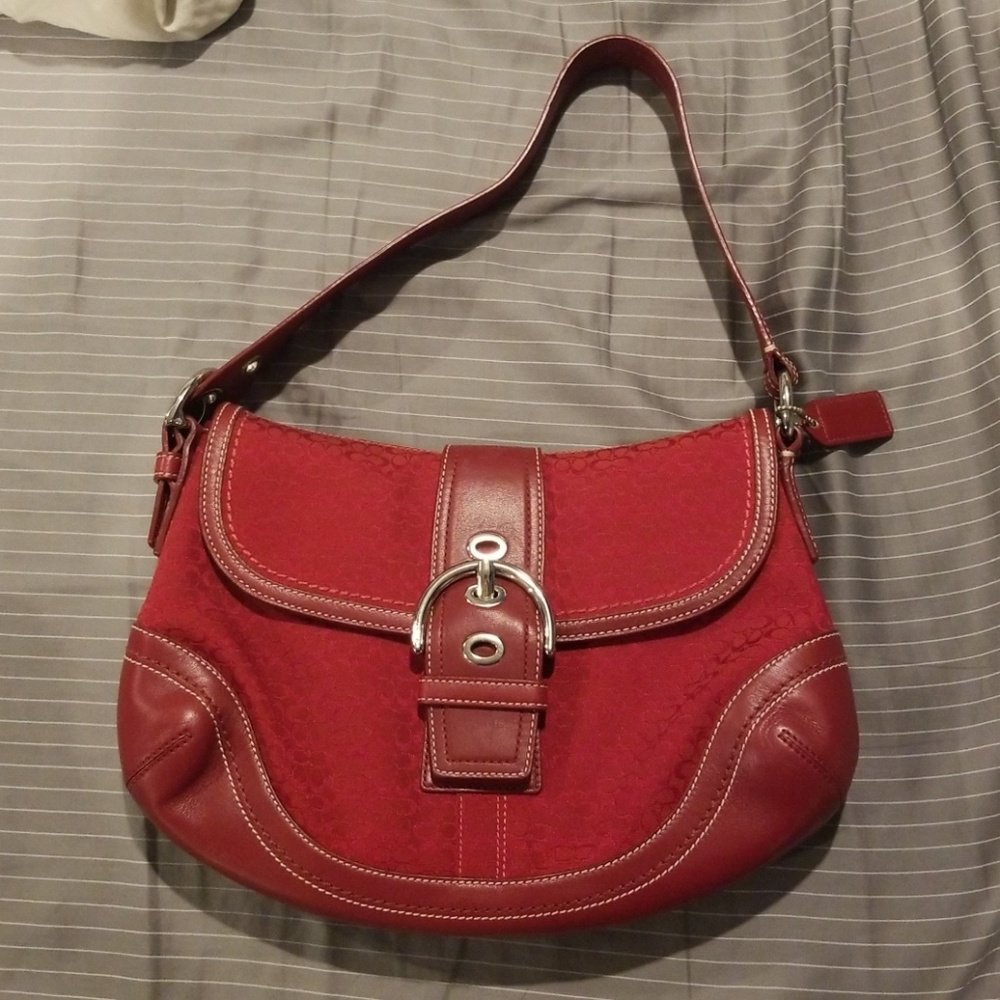 Coach mini signature red soho buckle hobo- medium
